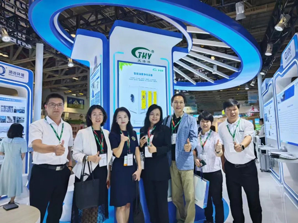 澳門(mén)環(huán)保展會(huì)社會(huì)組織機(jī)構(gòu)合影